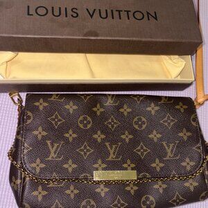 Authentic Louis Vuitton Crossbody FAVORITE MM MONOGRAM